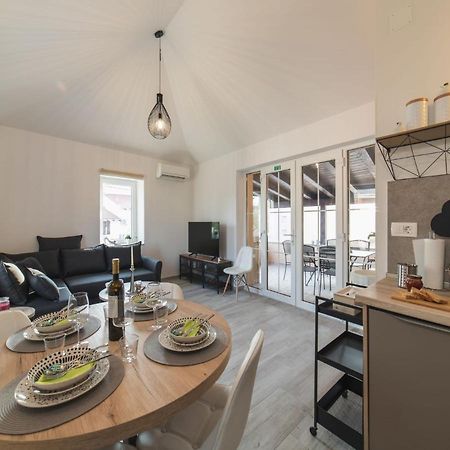 Apartment Fiora Kaštela Exteriér fotografie