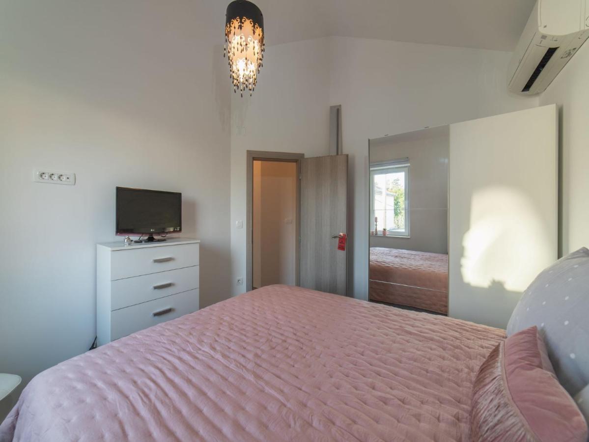 Apartment Fiora Kaštela Exteriér fotografie