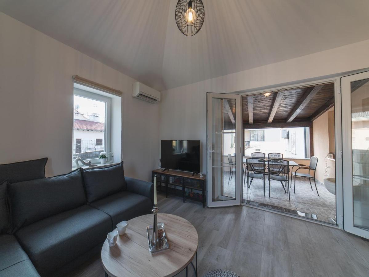 Apartment Fiora Kaštela Exteriér fotografie