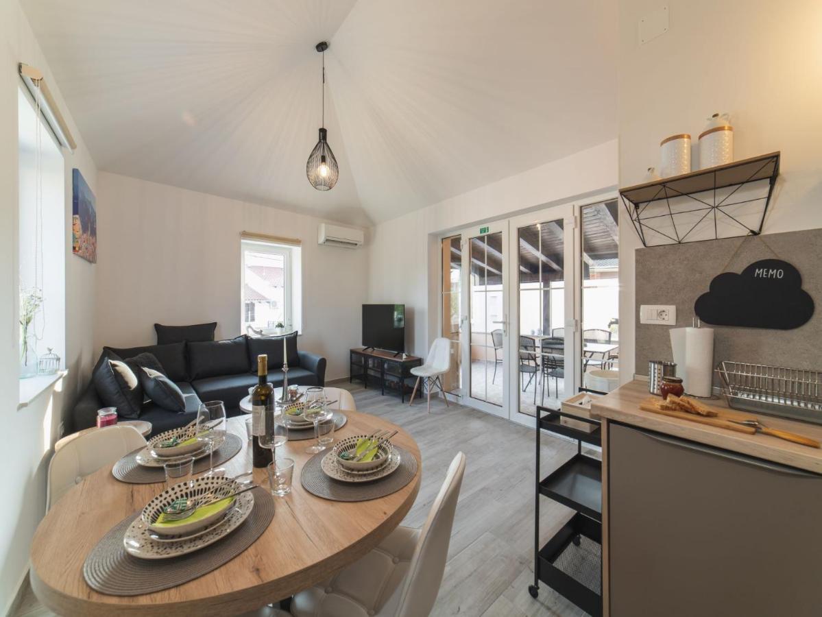 Apartment Fiora Kaštela Exteriér fotografie