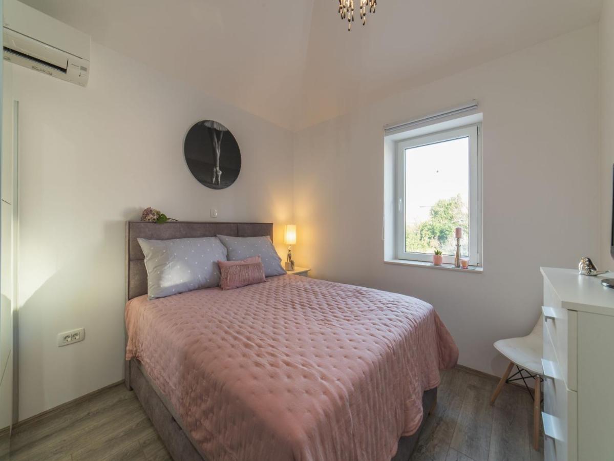 Apartment Fiora Kaštela Exteriér fotografie
