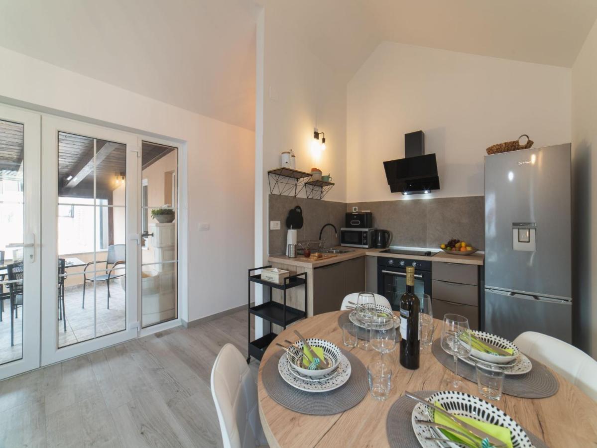 Apartment Fiora Kaštela Exteriér fotografie